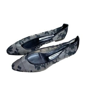 RARE Manolo Blahnik Black Lace Pointed Toe Flats